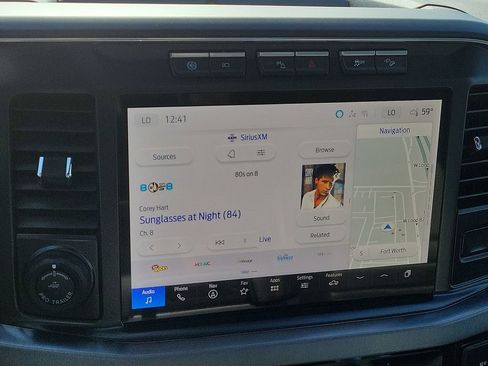 Used 2024 Ford F250 Platinum image 13