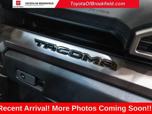 Certified 2026 Toyota Tacoma TRD Off-Road w/ TRD Off Road Premium Package AWD/4WD image 33