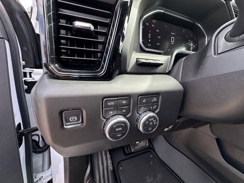 New 2026 GMC Sierra 2500 AT4 w/ AT4 Premium Plus Package image 17