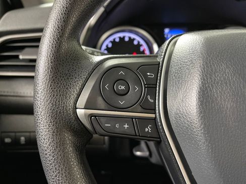 Certified 2022 Toyota Camry LE image 26