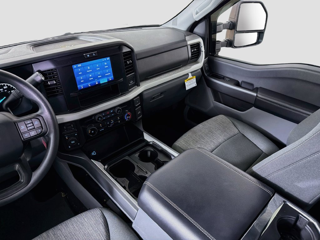 Used 2025 Ford F250 XLT w/ 360-Degree Camera Package AWD/4WD image 25