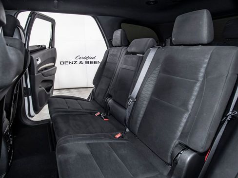 Used 2020 Dodge Durango SXT image 17