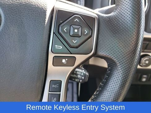 Used 2019 Toyota Tacoma SR5 image 13