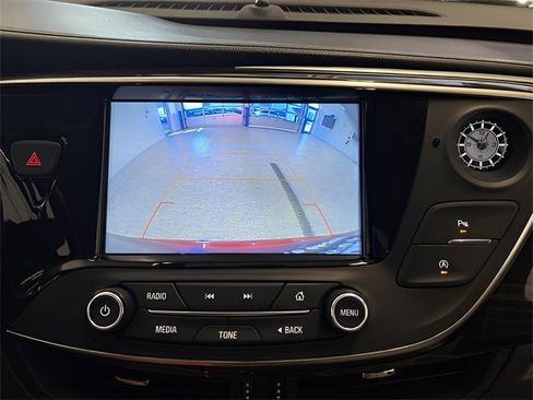 Used 2020 Buick Envision Preferred image 27