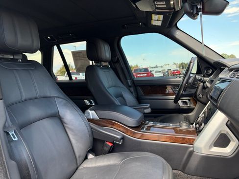 Used 2021 Land Rover Range Rover AWD/4WD image 31