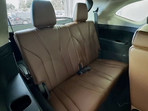 Used 2023 Acura MDX FWD w/ Technology Package image 29