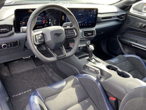 Used 2024 Ford Mustang Dark Horse image 11
