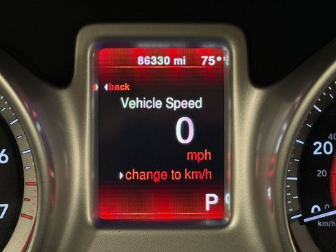 Used 2019 Dodge Journey SE w/ Connectivity Group FWD image 16