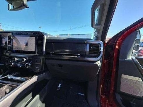 Used 2024 Ford F350 Lariat w/ Lariat Ultimate Package image 19