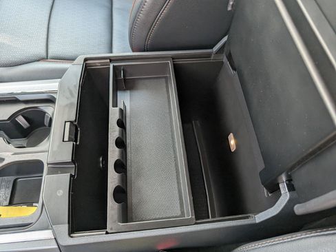 Used 2025 Ford F350 Lariat AWD/4WD image 31