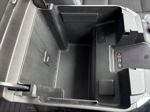 Used 2024 Chevrolet Silverado 1500 RST image 33