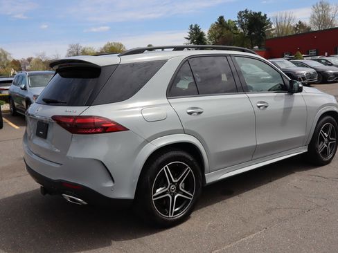 Used 2024 Mercedes-Benz GLE 450 4MATIC image 5