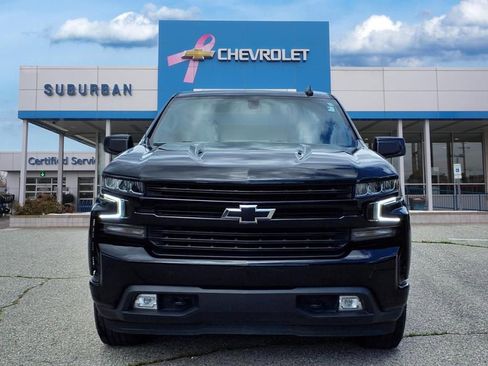 Used 2021 Chevrolet Silverado 1500 RST image 2