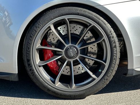 Used 2015 Porsche 911 GT3 image 40