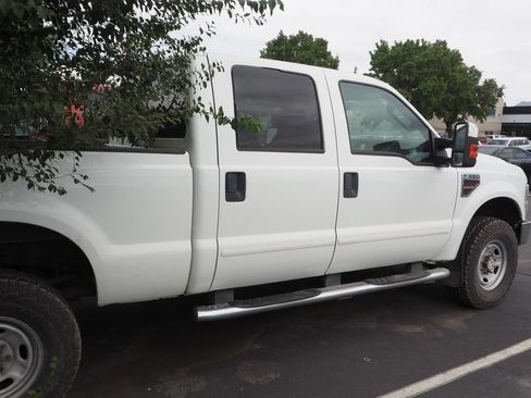 Used 2009 Ford F350 Lariat AWD/4WD image 3