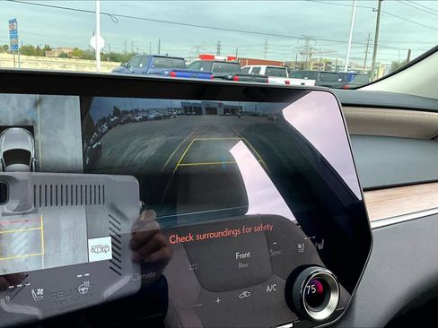 Certified 2025 Lexus RX 450h Luxury w/ Convenience Package image 52