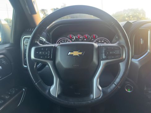 Used 2019 Chevrolet Silverado 1500 LT w/ Texas Edition image 19
