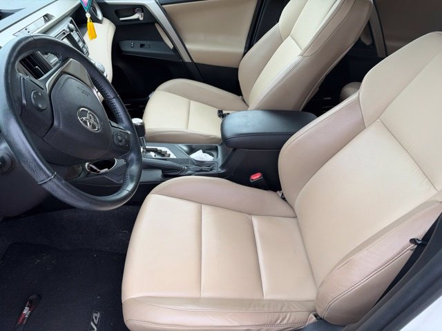 Used 2015 Toyota RAV4 Limited w/ Technology Package AWD/4WD image 5