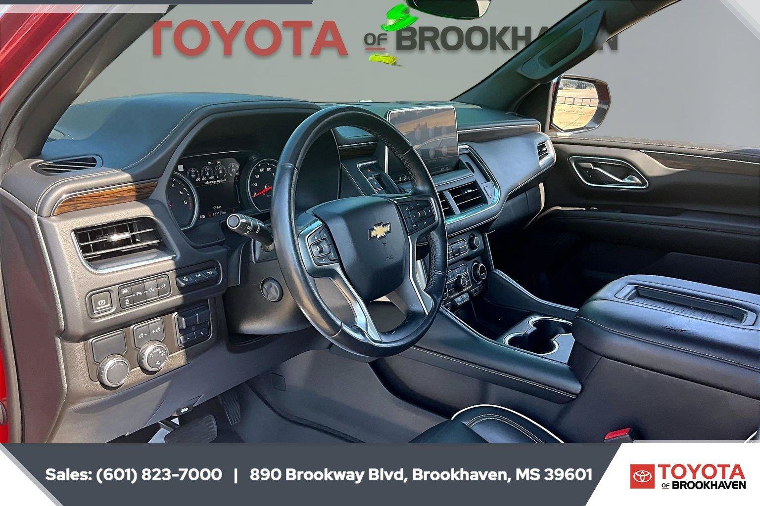 Used 2021 Chevrolet Tahoe Premier w/ Premium Package RWD image 12
