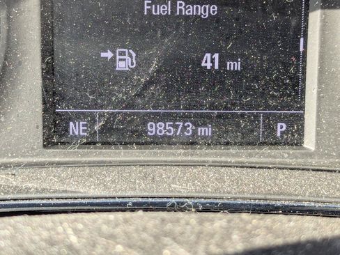 Used 2018 Chevrolet Cruze LT FWD image 4