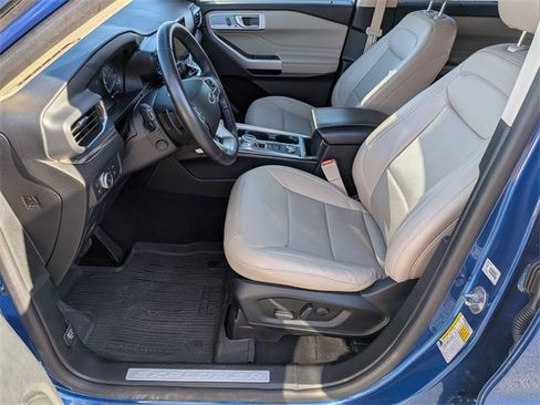 Used 2021 Ford Explorer Limited w/ Hybrid Equipment Group 310A image 10