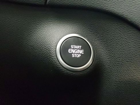 New 2026 Volvo XC40 B5 Core image 32