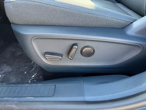 New 2025 Ford Maverick XLT w/ XLT Luxury Package image 7