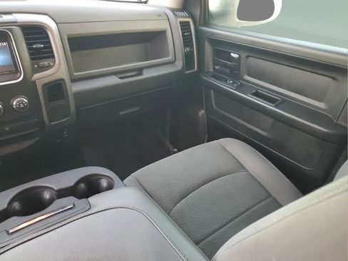 Used 2017 RAM 1500 Express w/ Express Value Package image 15