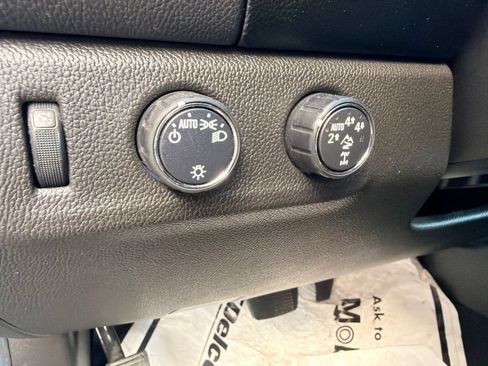 Used 2022 Chevrolet Colorado ZR2 AWD/4WD image 22
