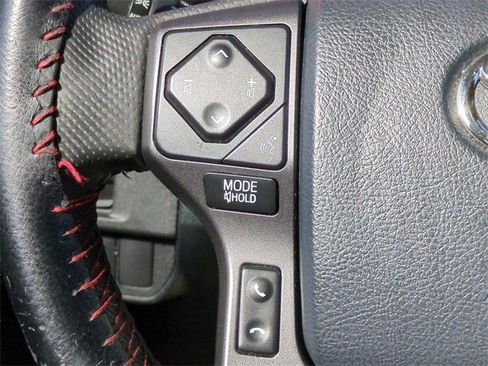 Used 2019 Toyota Tacoma TRD Sport image 26