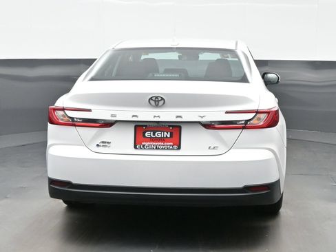 Used 2025 Toyota Camry LE w/ Convenience Package AWD/4WD image 5