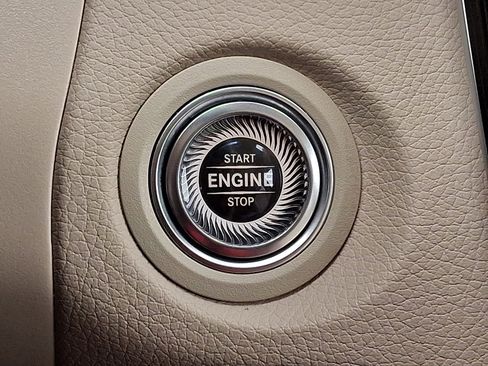 Certified 2022 Mercedes-Benz GLC 300 4MATIC image 24