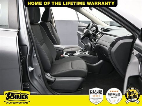 Used 2020 Nissan Rogue S image 37