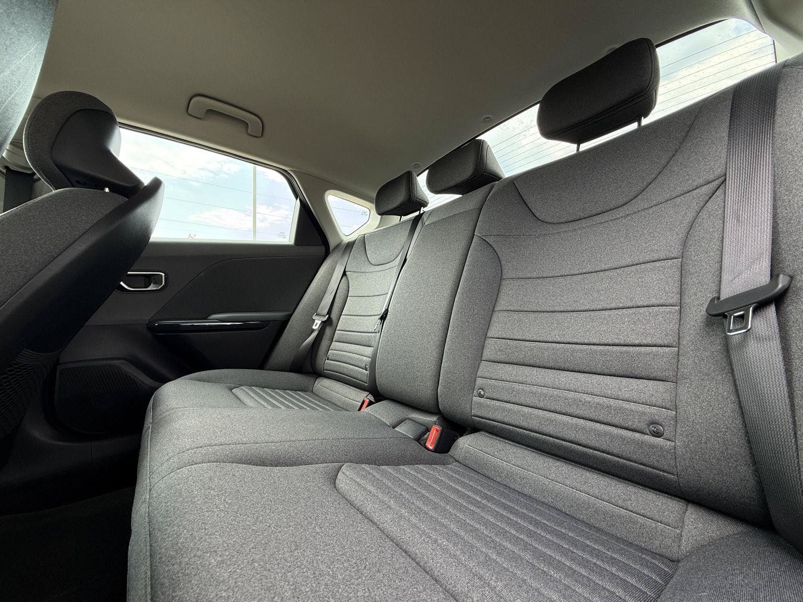 Used 2025 Kia K4 EX FWD image 28