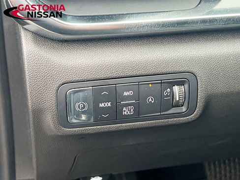 Used 2025 GMC Terrain Elevation image 13