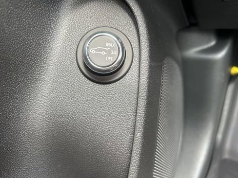 New 2026 Buick Envista Sport Touring w/ Convenience I Package FWD image 31