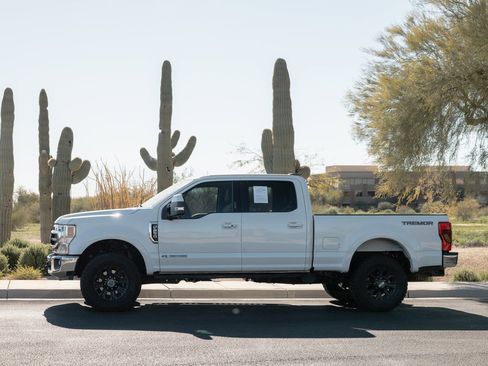 Used 2022 Ford F250 Lariat w/ Tremor Off-Road Package image 45