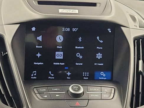 Used 2017 Ford Escape SE w/ Equipment Group 201A FWD image 25