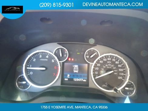 Used 2014 Toyota Tundra SR5 w/ SR5 Upgrade Package image 17