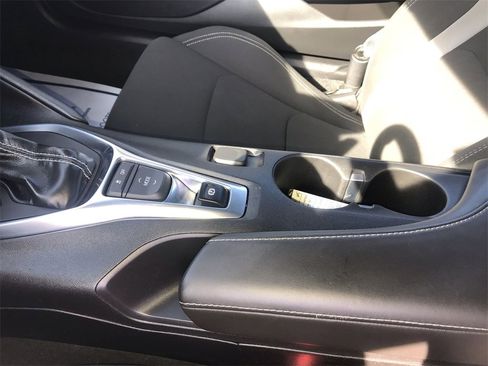 Used 2018 Chevrolet Camaro LT image 20