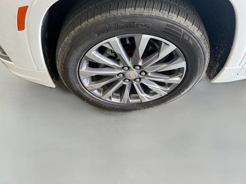 Used 2022 Chevrolet Traverse Premier AWD/4WD image 32