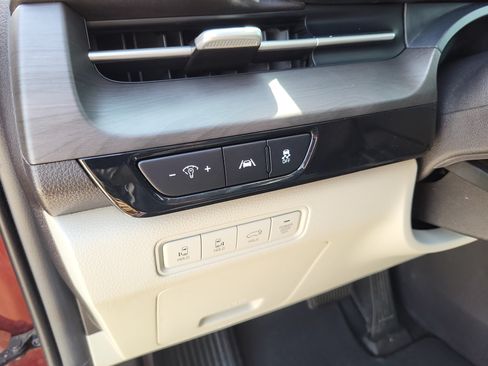 Used 2022 Kia Carnival SX FWD image 18