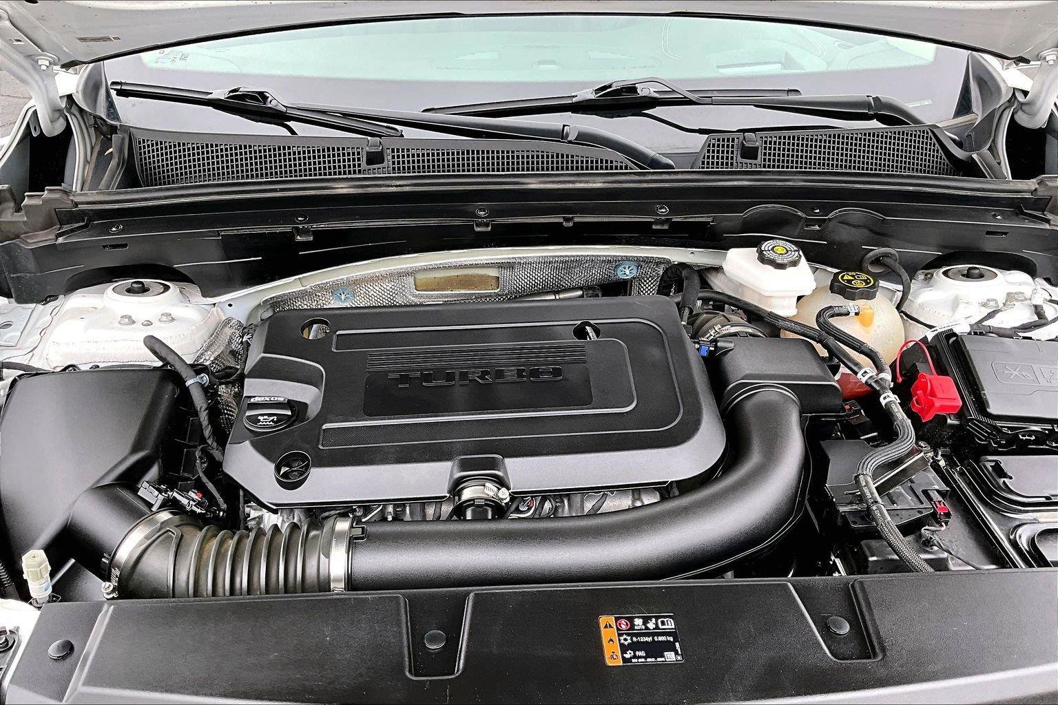 Used 2023 Buick Envision Essence w/ Technology Package I AWD/4WD image 11
