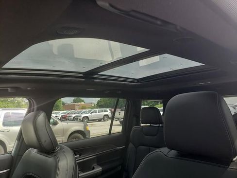 New 2024 Jeep Grand Cherokee L Limited image 23