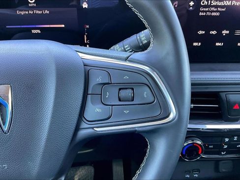 Used 2025 Buick Encore GX Preferred FWD image 12
