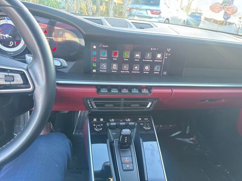 Used 2022 Porsche 911 Carrera image 17