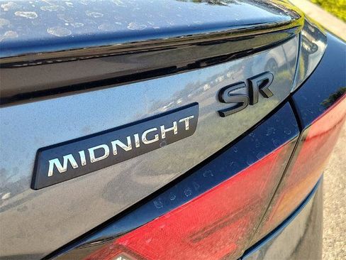 Certified 2022 Nissan Altima 2.5 SR w/ Midnight Edition Package image 9