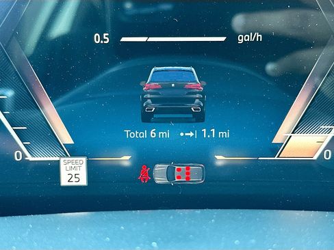 New 2026 BMW X5 sDrive40i w/ M Sport Package image 9