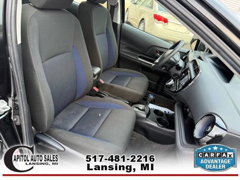 Used 2018 Toyota Prius C Two FWD image 13