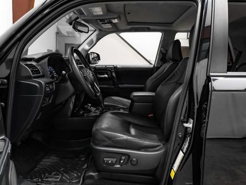 Used 2019 Toyota 4Runner Limited AWD/4WD image 2